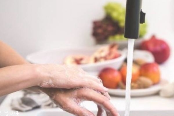 燙傷后的黑印會(huì)消退嗎 需要較長時(shí)間