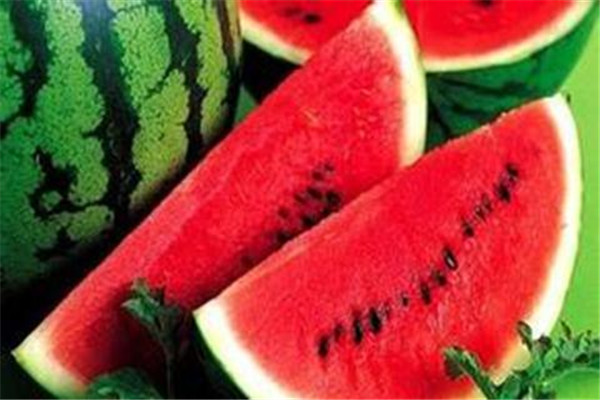 西瓜能減肥嗎 西瓜怎么吃好 西瓜能減肥嗎 西瓜怎么吃好