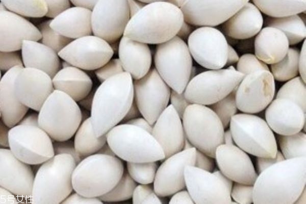 白果的心可以吃嗎 白果的心怎么去除 白果的心可以吃嗎 白果的心怎么去除