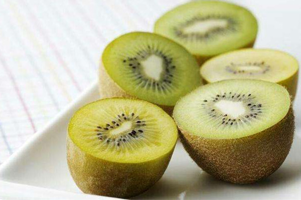 獼猴桃能和香蕉一起吃嗎 獼猴桃和香蕉的作用 獼猴桃能和香蕉一起吃嗎 獼猴桃和香蕉的作用