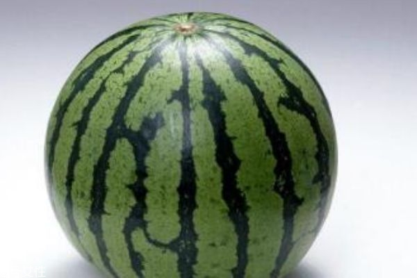 西瓜皮可以做什么 西瓜皮可以減肥 西瓜皮可以做什么 西瓜皮可以減肥