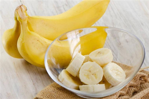 健身前為什么吃香蕉 有效保護肌肉 健身前為什么吃香蕉 有效保護肌肉