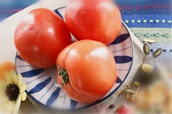 西紅柿可以美白嗎 西紅柿美白方法 西紅柿可以美白嗎 西紅柿美白方法