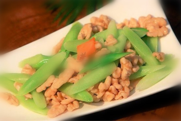 芹菜可以去眼袋嗎 芹菜的作用 芹菜可以去眼袋嗎 芹菜的作用