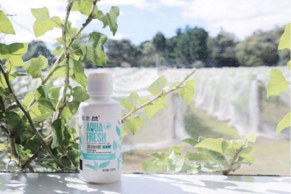 隱形護(hù)理液是不是生理鹽水 隱形護(hù)理液是什么成分