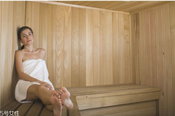 汗蒸對子宮有什么好處 女人汗蒸對子宮的好處 汗蒸對子宮有什么好處 女人汗蒸對子宮的好處