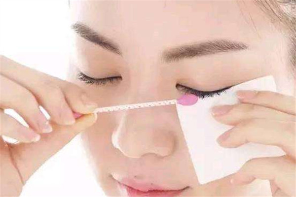 怎樣洗臉可以美白去皺 洗臉的步驟 怎樣洗臉可以美白去皺 洗臉的步驟