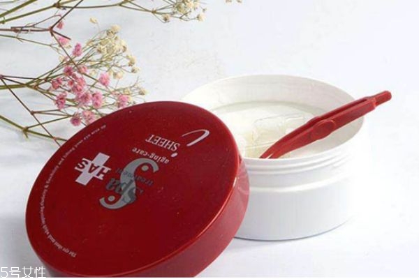 眼膜可以重復(fù)使用嗎 眼膜的使用技巧 眼膜可以重復(fù)使用嗎 眼膜的使用技巧