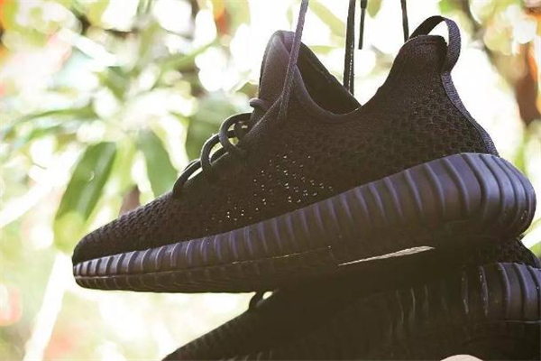 yeezy 350 v3發(fā)售時(shí)間 2019椰子350v3諜照 yeezy 350 v3發(fā)售時(shí)間 2019椰子350v3諜照