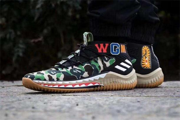 毒和nice買鞋哪個(gè)好 毒app和nice哪個(gè)更靠譜 毒和nice買鞋哪個(gè)好 毒app和nice哪個(gè)更靠譜