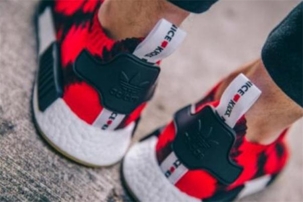 毒和nice買鞋哪個(gè)好 毒app和nice哪個(gè)更靠譜 毒和nice買鞋哪個(gè)好 毒app和nice哪個(gè)更靠譜