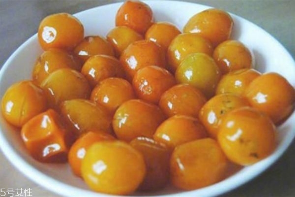 冰糖金桔的功效 金桔營養(yǎng)價值及功效 冰糖金桔的功效 金桔營養(yǎng)價值及功效