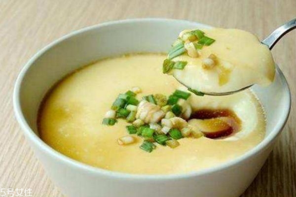 蒸蛋加多少水 蒸雞蛋的做法 蒸蛋加多少水 蒸雞蛋的做法