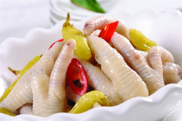 有友泡椒鳳爪會上火嗎 有友泡椒鳳爪會長痘嗎