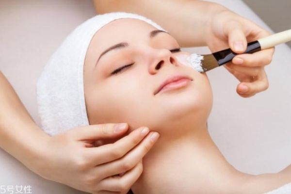 敷面膜臉上刺痛怎么辦 敷面膜時(shí)臉刺痛原因 敷面膜臉上刺痛怎么辦 敷面膜時(shí)臉刺痛原因