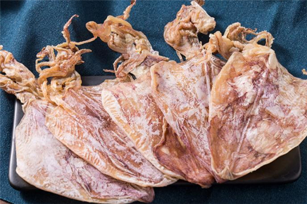 魷魚干的應(yīng)該怎么做 魷魚干簡(jiǎn)單做法