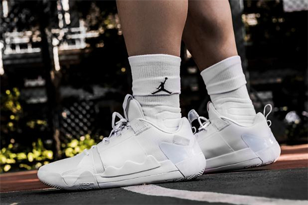 jordan zero gravity實(shí)戰(zhàn)測評 aj全新實(shí)戰(zhàn)球鞋