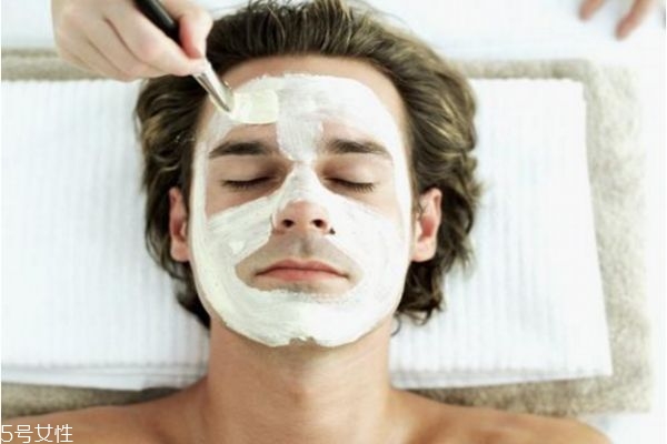 男生可以敷女生面膜嗎 男生可以用女生的面膜 男生可以敷女生面膜嗎 男生可以用女生的面膜