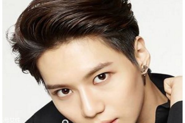 正常男士護(hù)膚順序 男士使用護(hù)膚品順序 正常男士護(hù)膚順序 男士使用護(hù)膚品順序