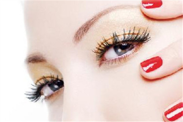 雙眼皮手術(shù)有多疼 雙眼皮手術(shù)疼嗎 雙眼皮手術(shù)有多疼 雙眼皮手術(shù)疼嗎