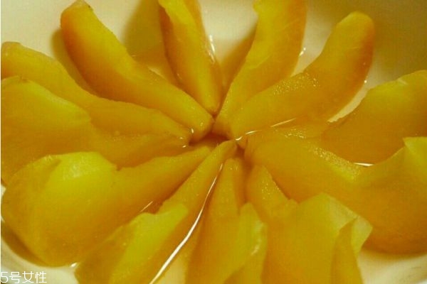 蒸蘋果要蒸多久 蒸蘋果的做法 蒸蘋果要蒸多久 蒸蘋果的做法