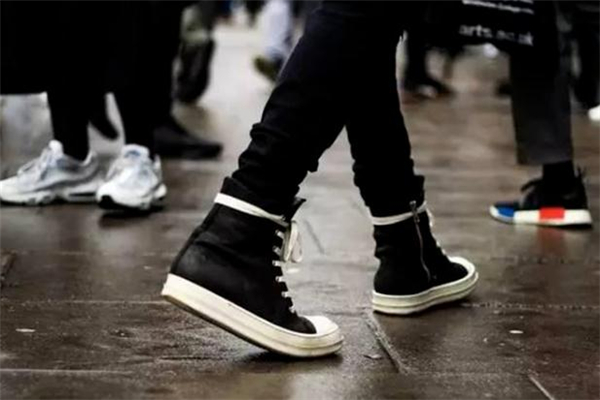 帆布鞋怎么穿好看 帆布鞋時髦穿法 帆布鞋怎么穿好看 帆布鞋時髦穿法