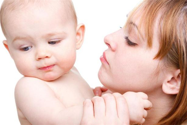 小兒支氣管炎能自愈嗎 小兒支氣管炎不吃藥可以嗎 小兒支氣管炎能自愈嗎 小兒支氣管炎不吃藥可以嗎