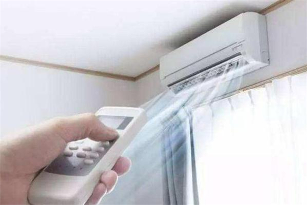 吹空調(diào)惡心想吐怎么辦 要注意通風(fēng) 吹空調(diào)惡心想吐怎么辦 要注意通風(fēng)