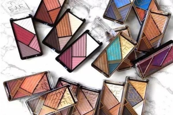 暖調多色眼影盤有哪些 日常必備的多色眼影盤盤點 暖調多色眼影盤有哪些 日常必備的多色眼影盤盤點