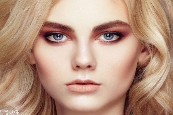 圓臉修容粉的用法圖解 關于修容的小tips