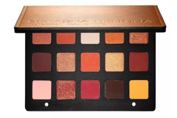 細(xì)閃眼影盤有哪些 好看的細(xì)閃眼影 細(xì)閃眼影盤有哪些 好看的細(xì)閃眼影