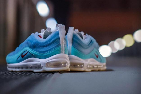 耐克air max 97萬花筒真假對比 am97萬花筒真假鑒定 耐克air max 97萬花筒真假對比 am97萬花筒真假鑒定