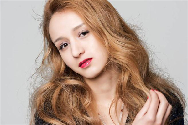 黑臉娃娃縮毛孔多少錢一次 黑臉娃娃收縮毛孔價格 黑臉娃娃縮毛孔多少錢一次 黑臉娃娃收縮毛孔價格