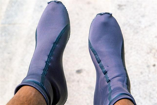 yeezy coachella scuba實(shí)物諜照 侃爺最新襪子鞋上腳 yeezy coachella scuba實(shí)物諜照 侃爺最新襪子鞋上腳