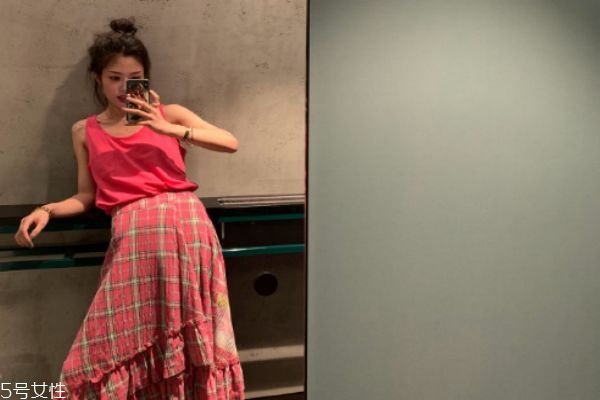 粉黛眉和霧眉哪個好 粉黛眉介紹 粉黛眉和霧眉哪個好 粉黛眉介紹