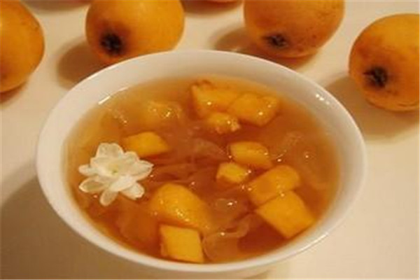 枇杷葉能和梨一起煮嗎 枇杷葉的作用 枇杷葉能和梨一起煮嗎 枇杷葉的作用