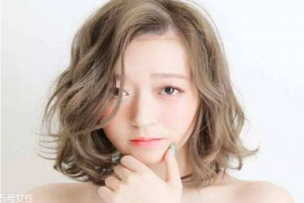 發(fā)際線高女生適合發(fā)型 發(fā)際線高女生發(fā)型圖片 發(fā)際線高女生適合發(fā)型 發(fā)際線高女生發(fā)型圖片