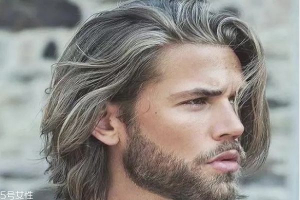 嚴(yán)重m字額留什么發(fā)型 男士嚴(yán)重m字額發(fā)型大全 嚴(yán)重m字額留什么發(fā)型 男士嚴(yán)重m字額發(fā)型大全