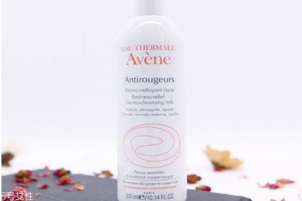 紅血絲用什么洗面奶 適合紅血絲用的洗面奶 紅血絲用什么洗面奶 適合紅血絲用的洗面奶