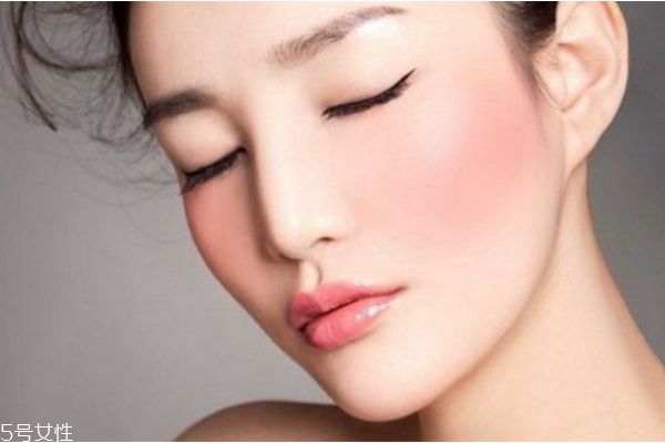 洋甘菊去紅血絲嗎 紅血絲去除方法 洋甘菊去紅血絲嗎 紅血絲去除方法