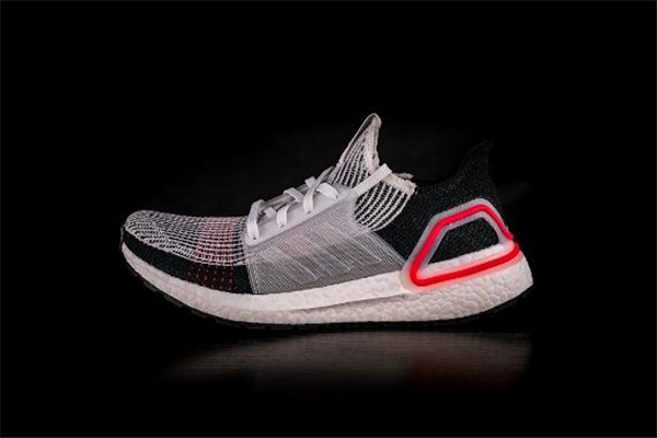 阿迪達(dá)斯ub19測(cè)評(píng) ultraboost19腳感怎么樣 阿迪達(dá)斯ub19測(cè)評(píng) ultraboost19腳感怎么樣