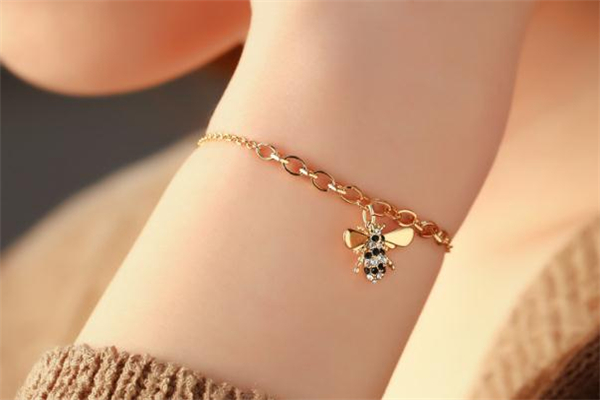 施華洛世奇有保修卡就是正品嗎 看購(gòu)買渠道 施華洛世奇有保修卡就是正品嗎 看購(gòu)買渠道