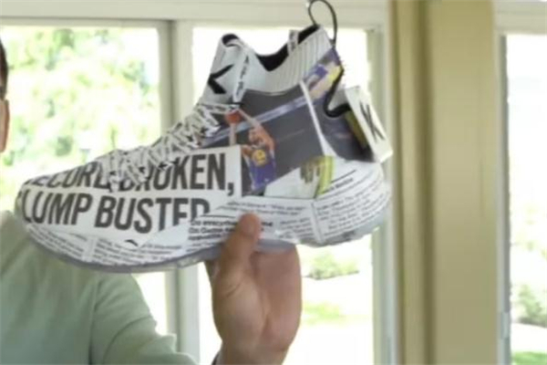 安踏kt4報紙配色實物開箱測評 kt4報紙配色發(fā)售信息 安踏kt4報紙配色實物開箱測評 kt4報紙配色發(fā)售信息