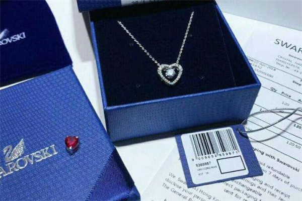 施華洛世奇防偽碼怎么查詢 施華洛世奇編號在哪 施華洛世奇防偽碼怎么查詢 施華洛世奇編號在哪