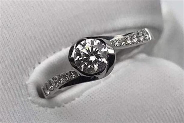 周大生鉆戒回收嗎 周大生鉆戒回收價(jià)格 周大生鉆戒回收嗎 周大生鉆戒回收價(jià)格