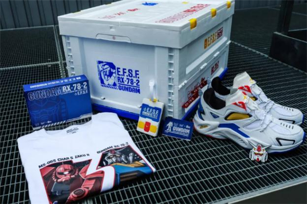 361度高達(dá)聯(lián)名開(kāi)箱測(cè)評(píng) 361度高達(dá)聯(lián)名鞋多少錢(qián) 361度高達(dá)聯(lián)名開(kāi)箱測(cè)評(píng) 361度高達(dá)聯(lián)名鞋多少錢(qián)