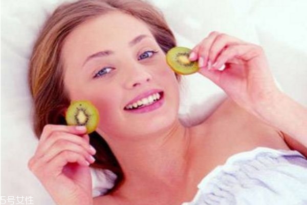 果酸換膚的原理 果酸換膚的優(yōu)缺點(diǎn) 果酸換膚的原理 果酸換膚的優(yōu)缺點(diǎn)