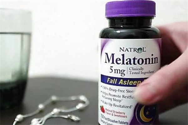 褪黑素可以每天吃嗎 天天吃褪黑素有副作用嗎 褪黑素可以每天吃嗎 天天吃褪黑素有副作用嗎