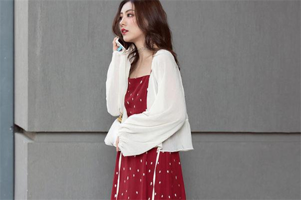 夏天防曬衣怎么穿時(shí)髦 防曬衣搭配指南 夏天防曬衣怎么穿時(shí)髦 防曬衣搭配指南