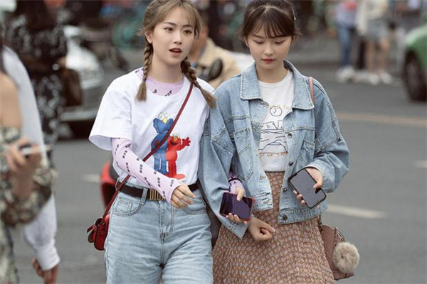 夏天防曬衣怎么穿時(shí)髦 防曬衣搭配指南 夏天防曬衣怎么穿時(shí)髦 防曬衣搭配指南